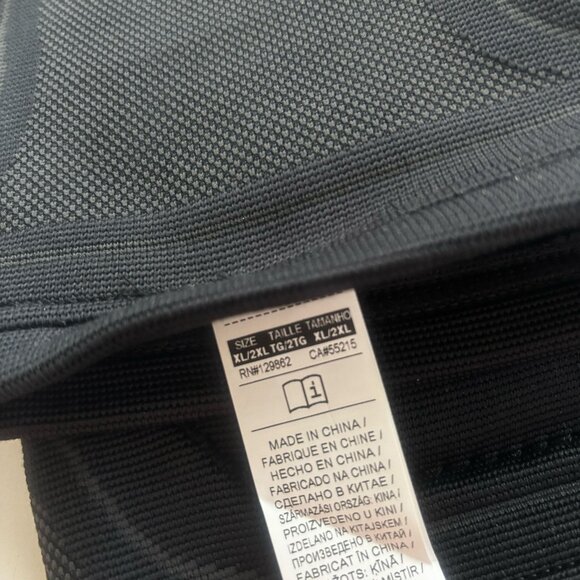 Nike Varsity Volleyball Knee Pads  - XL/XXL - Picture 2 of 2